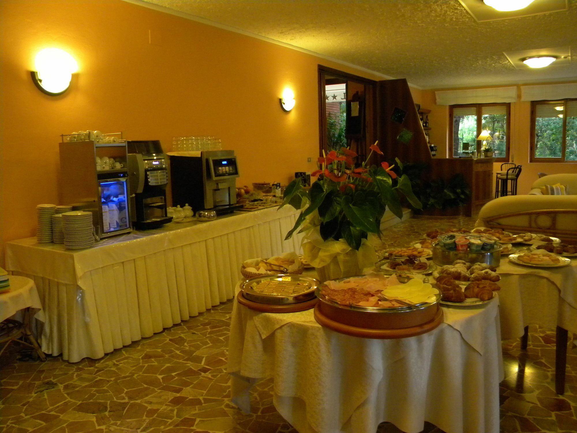 Hotel La Rosa Del Tirreno Livourne Extérieur photo